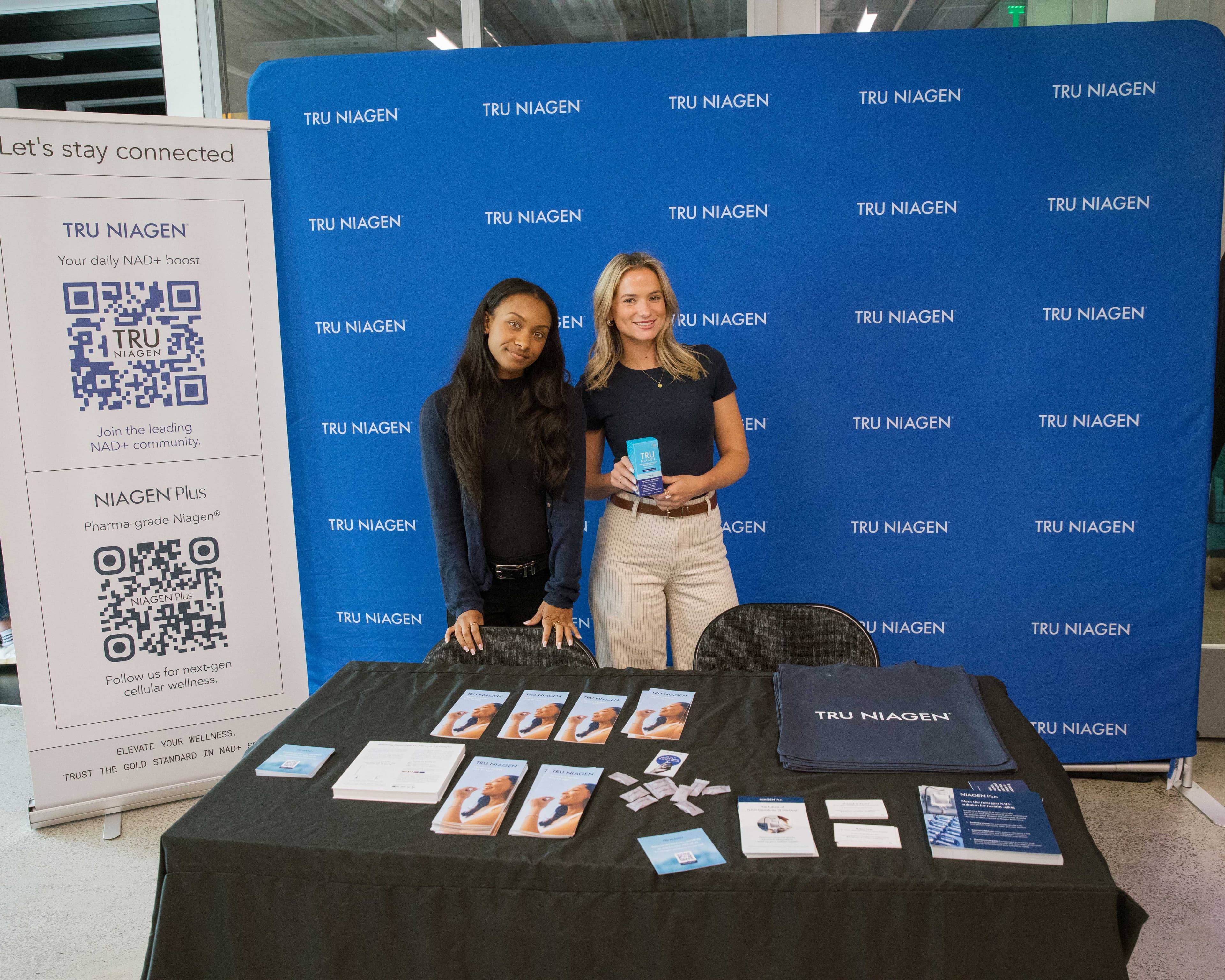 Tru Niagen booth